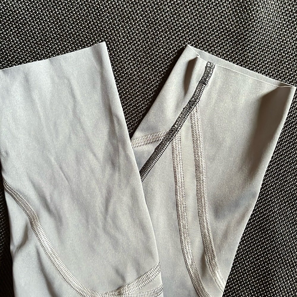 Lululemon Athletica leggings - Picture 10 of 16